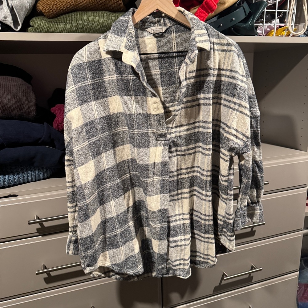 Plaid Shirt in Grey and Cream